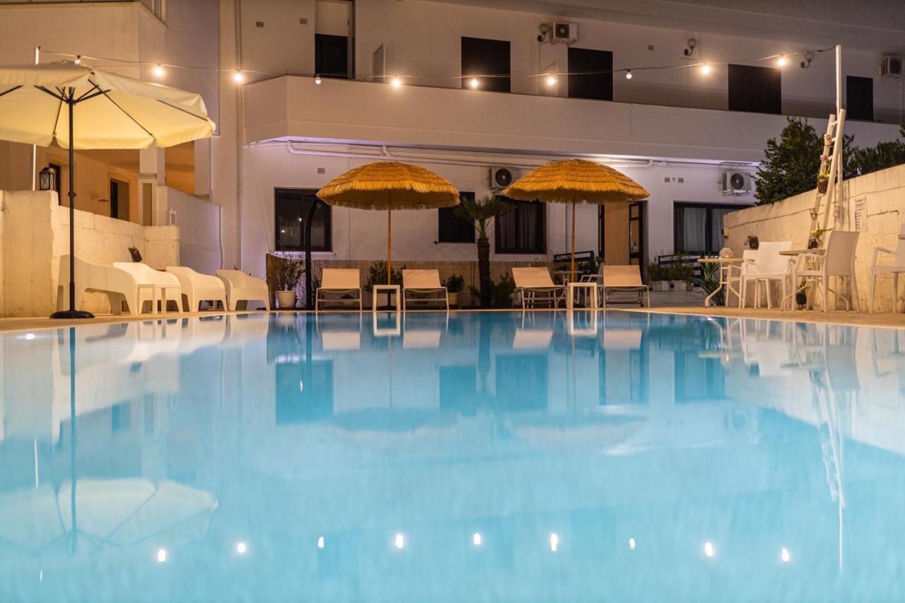 La Gemma Del Salento Rooms&Apartments ラーカレ エクステリア 写真